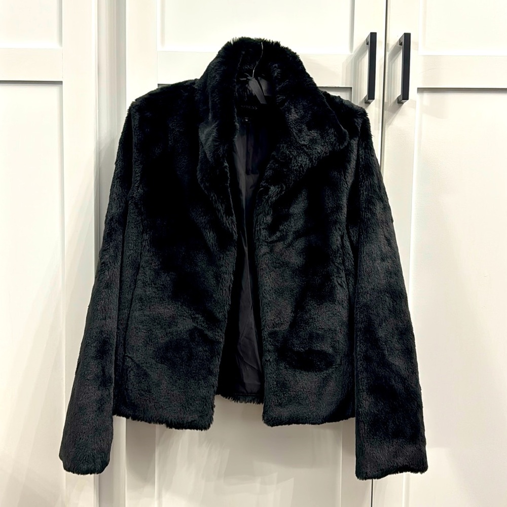 EXPRESS luxurious and very soft faux fur jacket XS Black